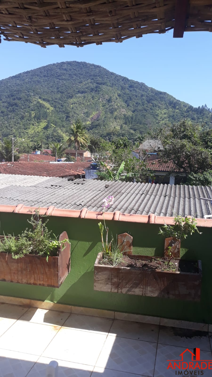 Kitnet - Fundos - 500 Mts Praia Enseada